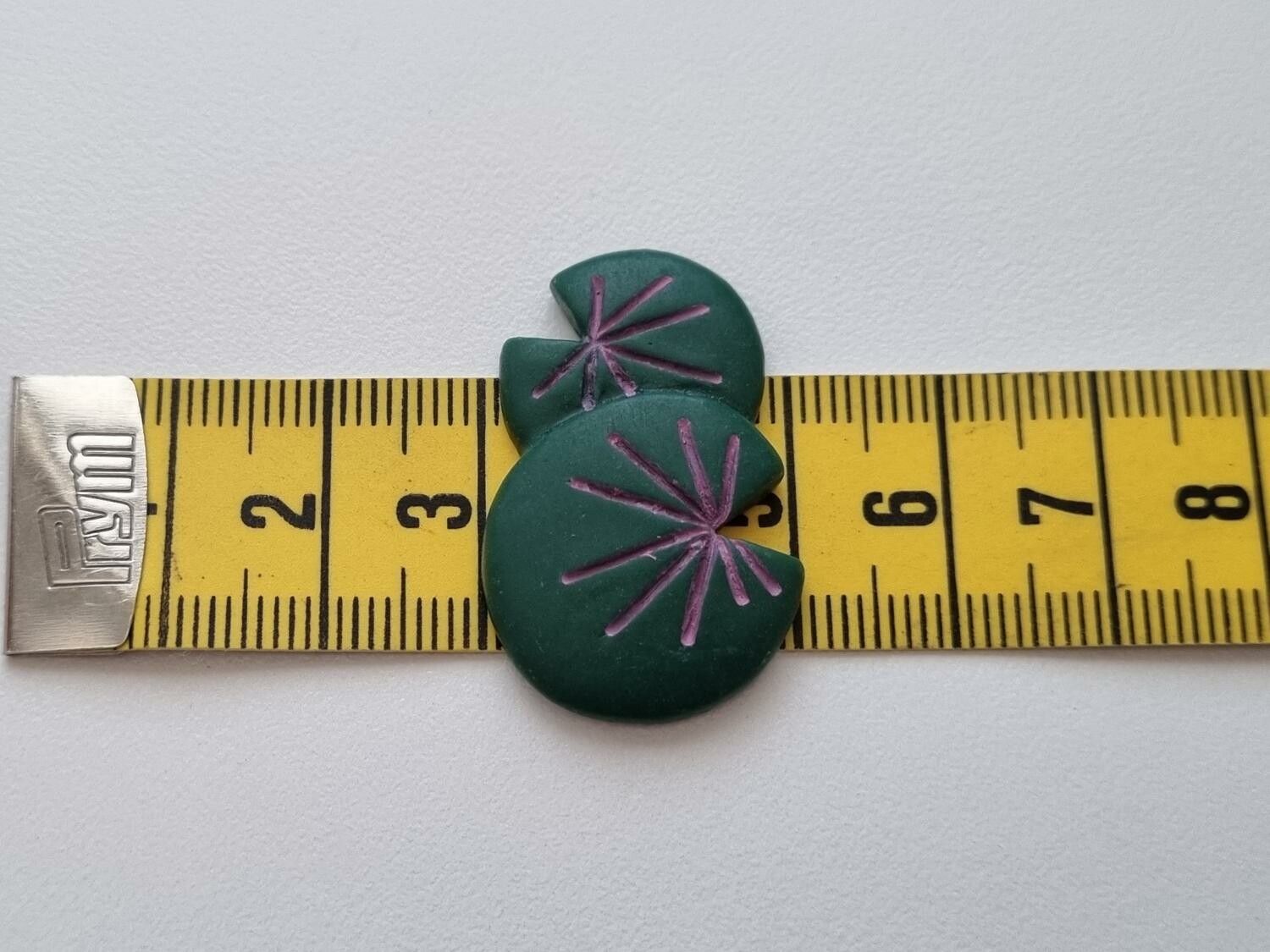 1 st näckrosblad / blad till damm, miniatyr (3,1 x 2 cm)