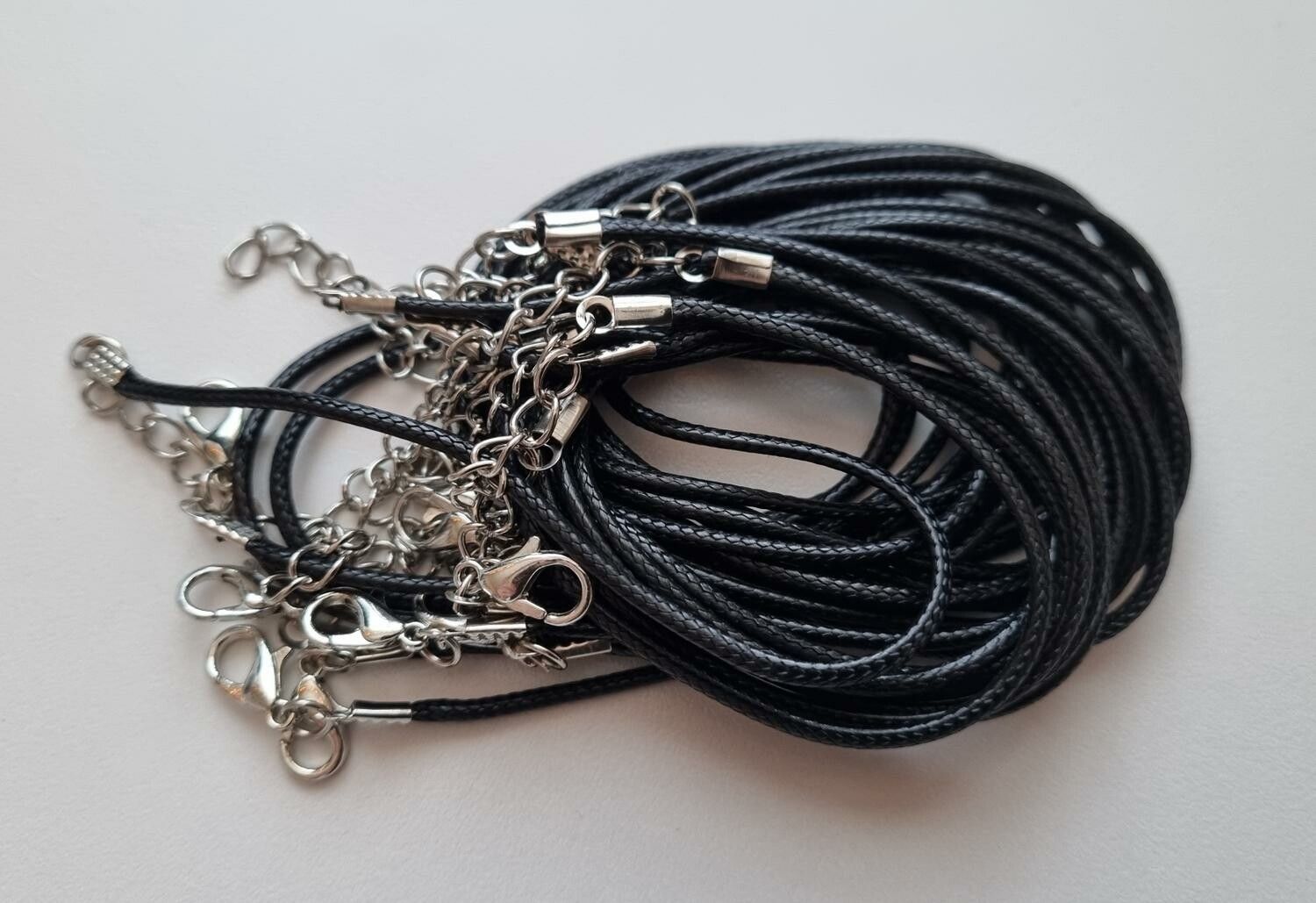 10 st halsband i konstläder (50 cm) - Svart