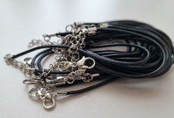 10 st halsband i konstläder (50 cm) - Svart