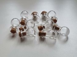 10 st små glasflaskor med kork, flaskor miniatyrer glasburkar (2 x 1,3 cm)