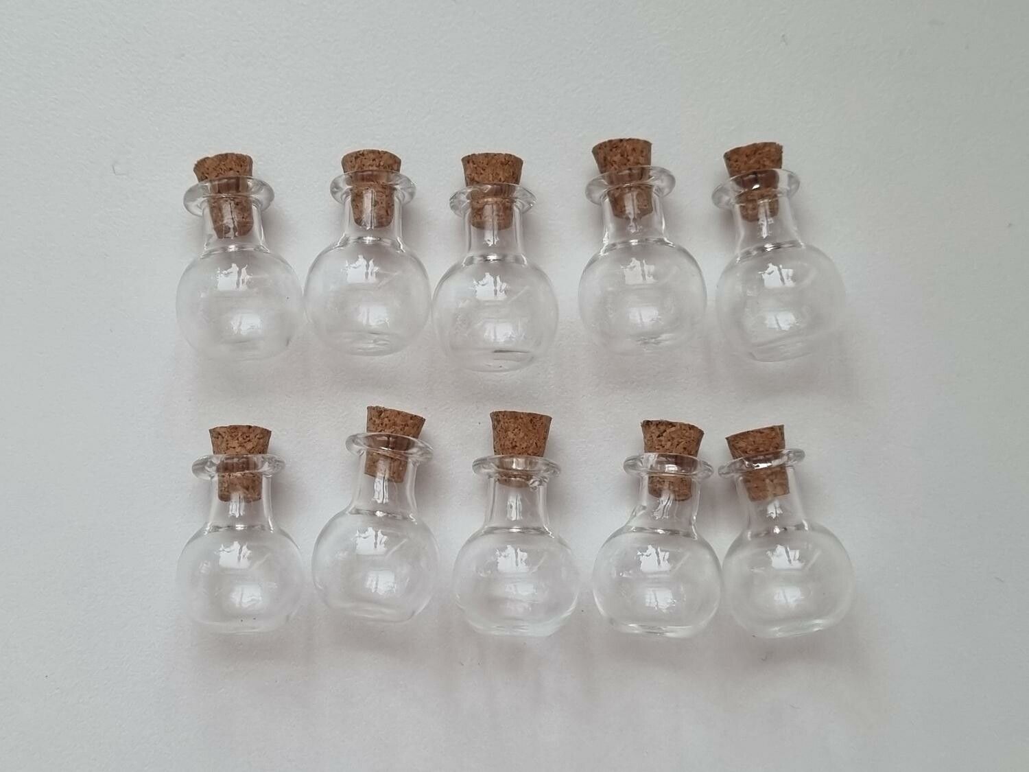10 st små glasflaskor med kork, flaskor miniatyrer glasburkar (2,4 x 1,6 cm)