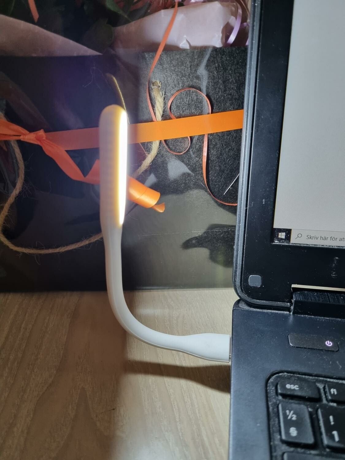 USB-lampa / boklampa / LED USB lampa (vit)