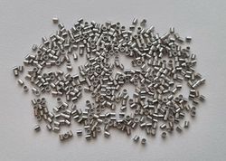 450 st silverfärgade klämpärlor, crimp beads (1,5 mm)