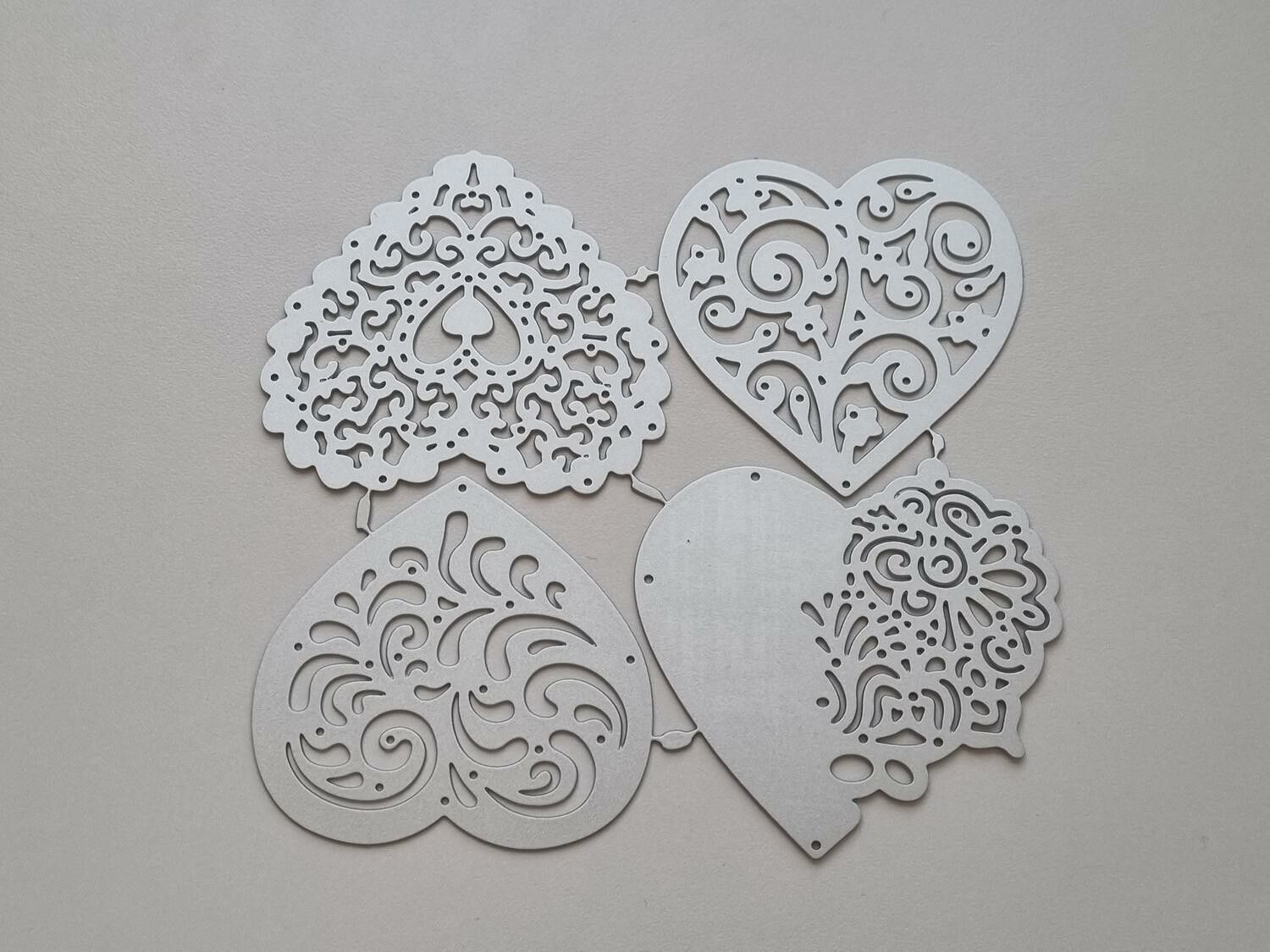 Scrapbooking, dies, cutting dies (hjärtan, 4 st)