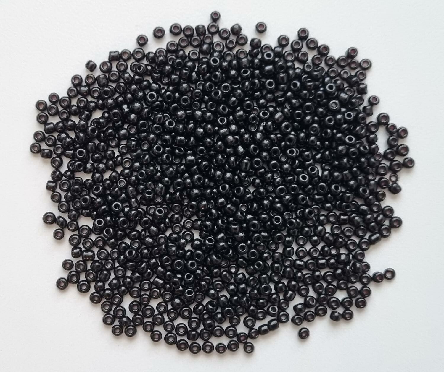1000 små pärlor, fröpärlor, glaspärlor (2 mm) - Svarta