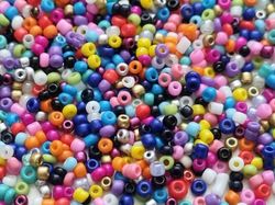 1000 små pärlor, fröpärlor, glaspärlor (2 mm) - Blandade färger