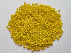 1000 små pärlor, fröpärlor, glaspärlor (2 mm) - Gula