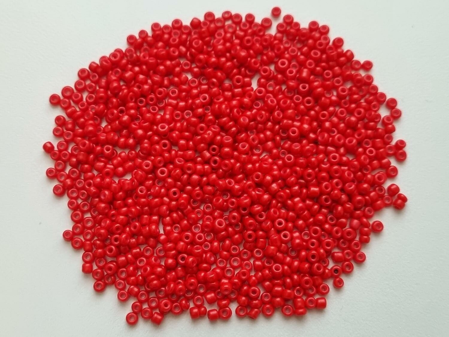 1000 små pärlor, fröpärlor, glaspärlor (2 mm) - Röda