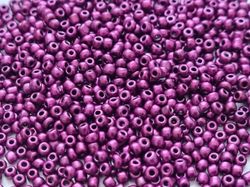 1000 små pärlor, fröpärlor, glaspärlor (2 mm) - Metalliclila