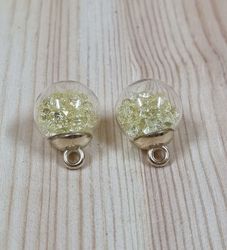 2 st runda, fyllda miniflaskor / glasflaskor med ögla (Ljusgul fyllning)