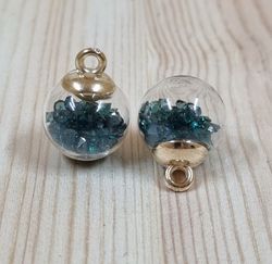 2 st runda, fyllda miniflaskor / glasflaskor med ögla (Mörkgrön fyllning)