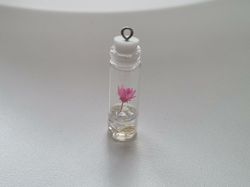 1 st glasflaska miniatyr, miniflaska till dockskåp, tittskåp (vit)