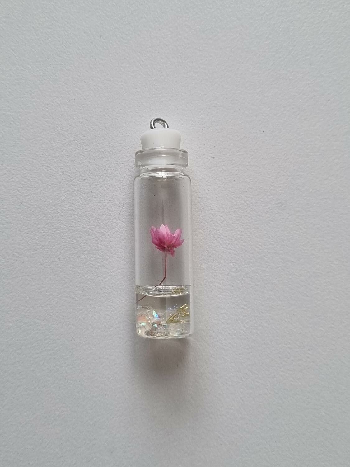 1 st glasflaska miniatyr, miniflaska till dockskåp, tittskåp (vit)