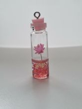 1 st glasflaska miniatyr, miniflaska till dockskåp, tittskåp (rosa)