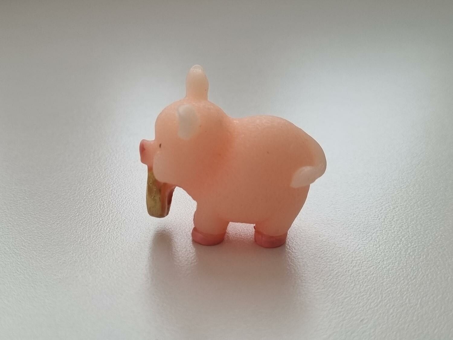 Handmålad glad gris - miniatyr till dockskåp dockhus