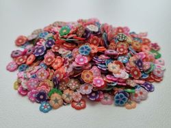 1000 st små blommor av mjuk lera, polymerlera för scrapbooking