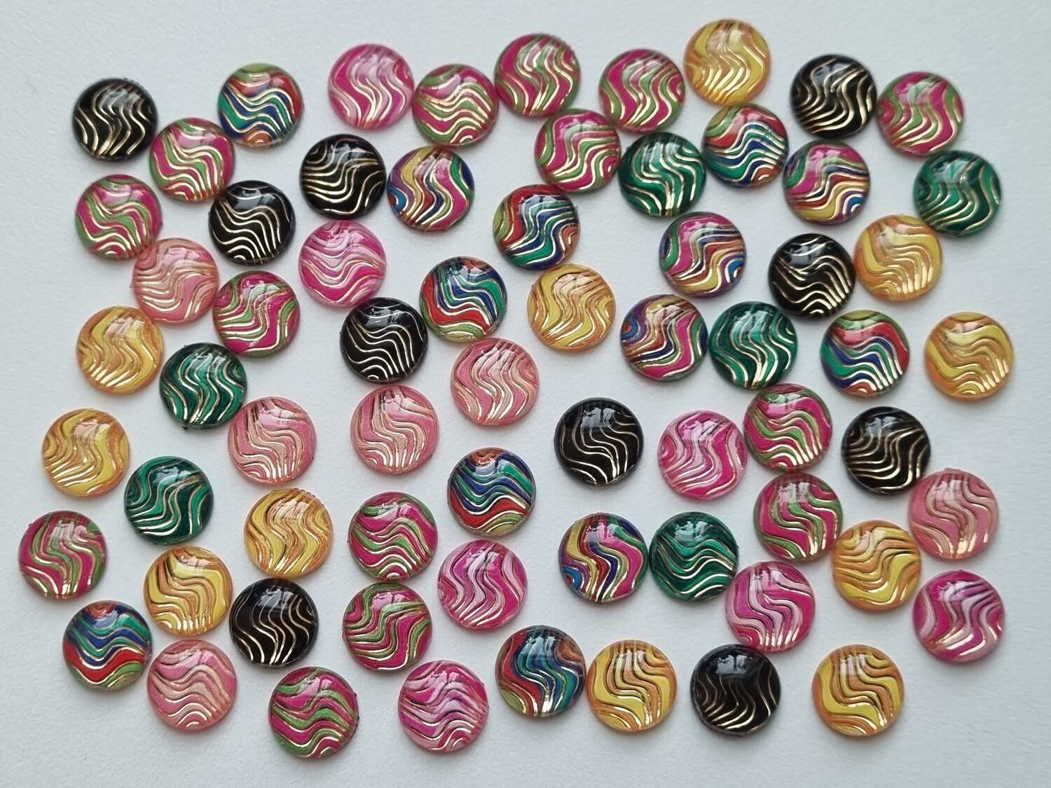 25 st vågmönstrade, runda miniatyrer i vackra färger (10mm)