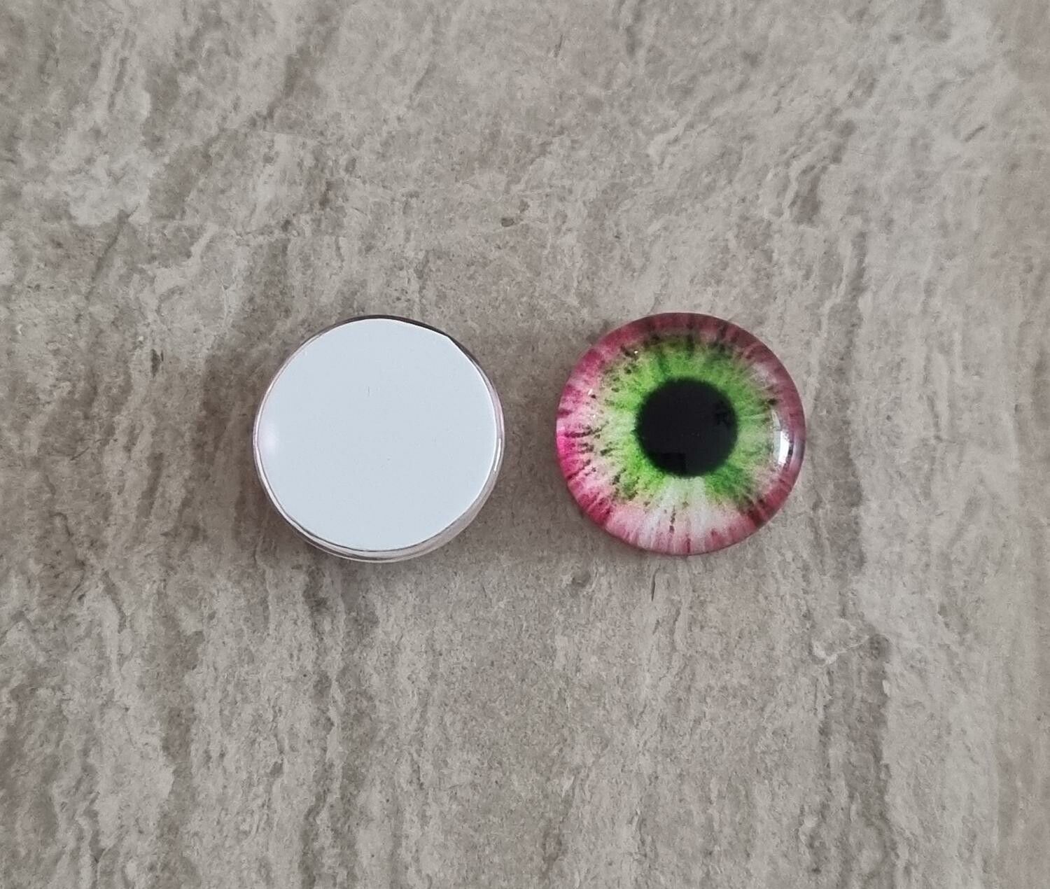 2 st drakögon kattögon i glas, glasinfattningar, cabochoner (12 mm)