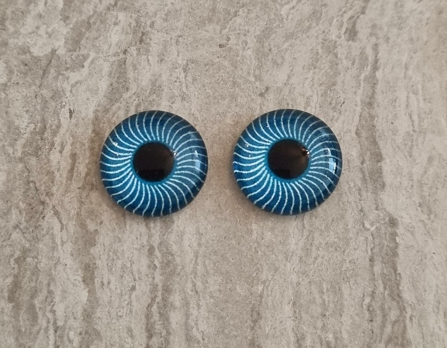 2 st drakögon kattögon i glas, glasinfattningar, cabochoner (12 mm)