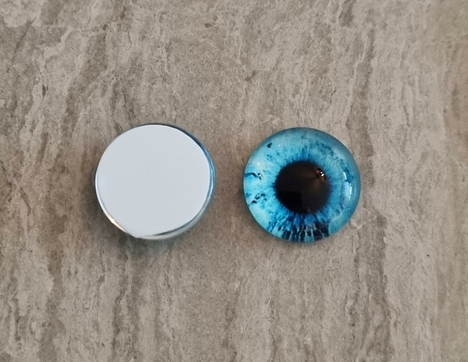 2 st drakögon kattögon i glas, glasinfattningar, cabochoner (12 mm)