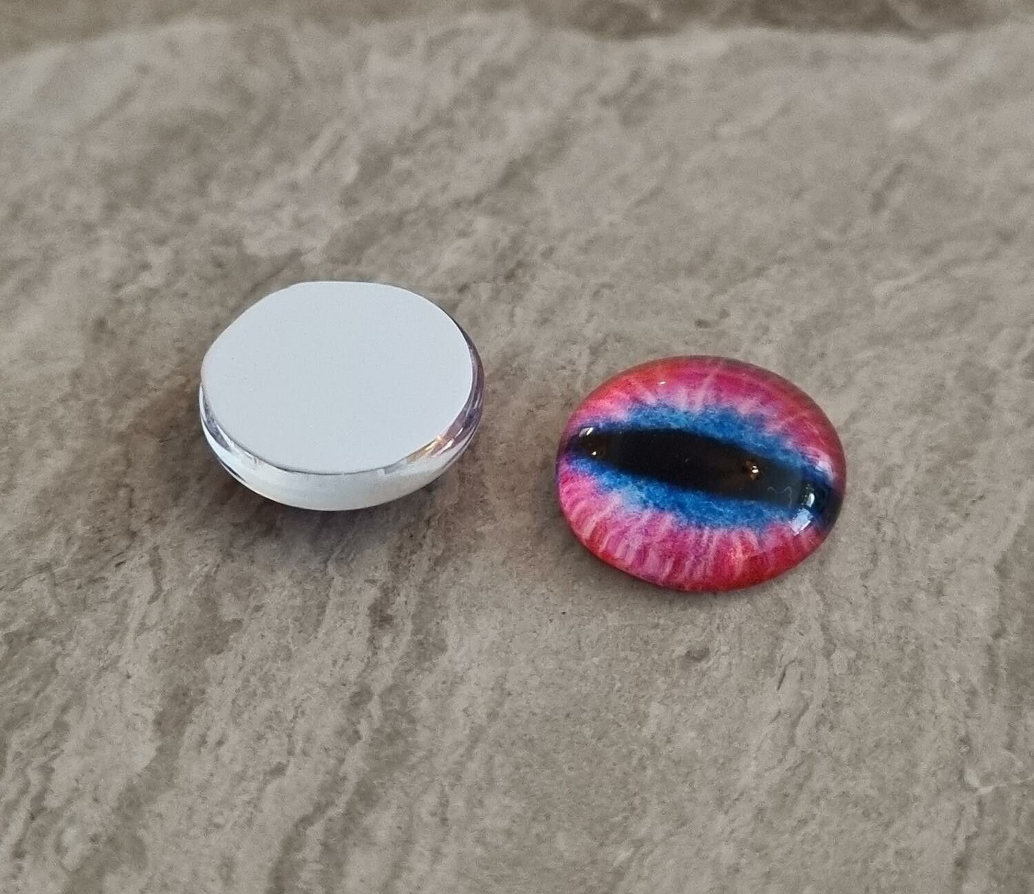 2 st drakögon kattögon i glas, glasinfattningar, cabochoner (12 mm)