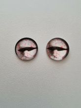 2 st drakögon kattögon i glas, glasinfattningar, cabochoner (12 mm)