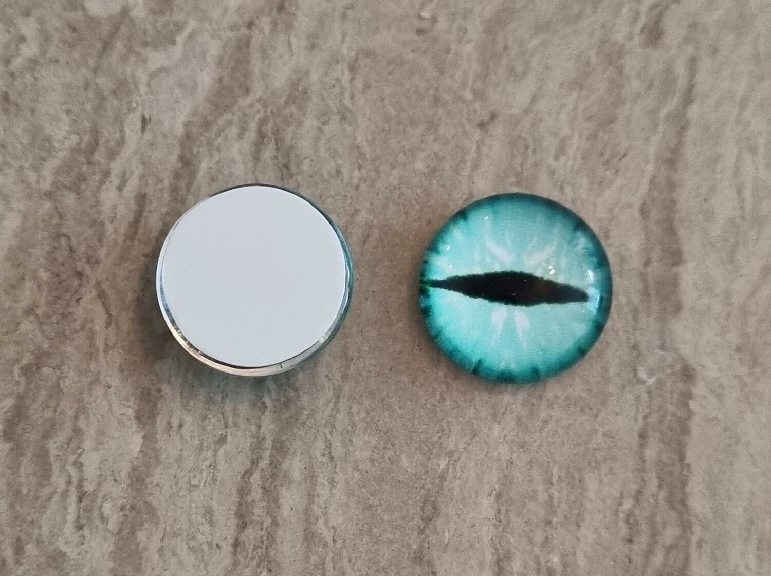 2 st drakögon kattögon i glas, glasinfattningar, cabochoner (12 mm)