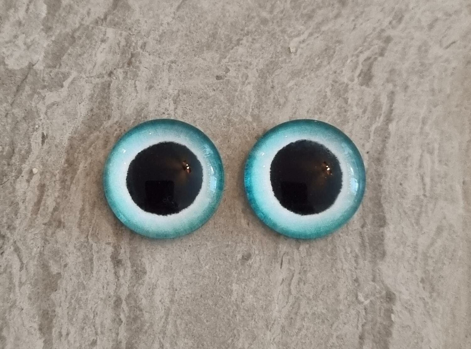 2 st drakögon kattögon i glas, glasinfattningar, cabochoner (12 mm)