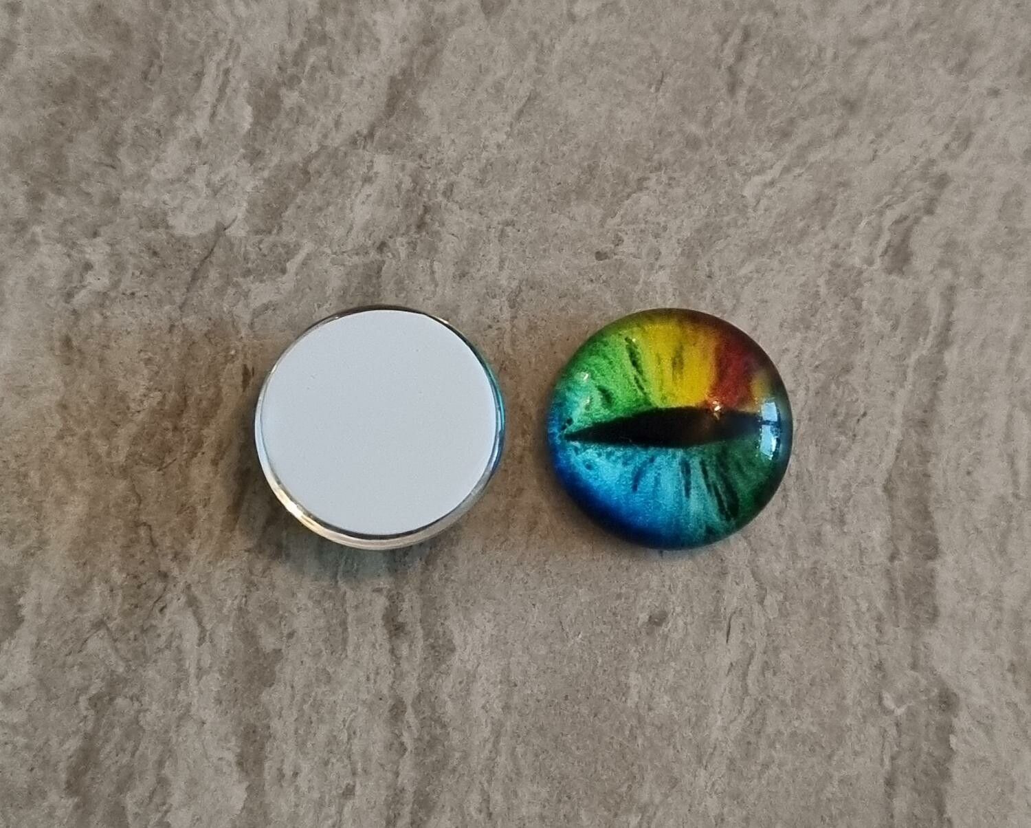 2 st drakögon kattögon i glas, glasinfattningar, cabochoner (12 mm)