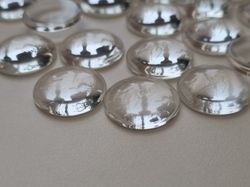 10 st transparenta cabochoner i glas, glasinfattningar (18 mm)