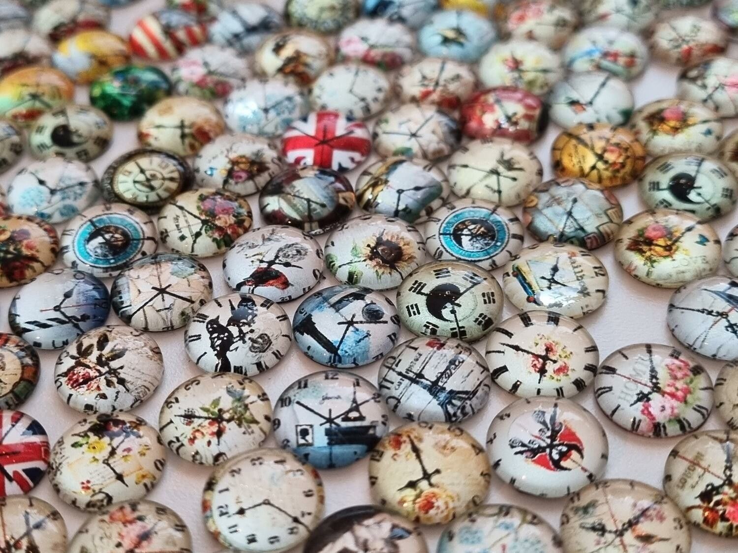 Flatbacks / Cabochoner i glas Klockor (10 st)