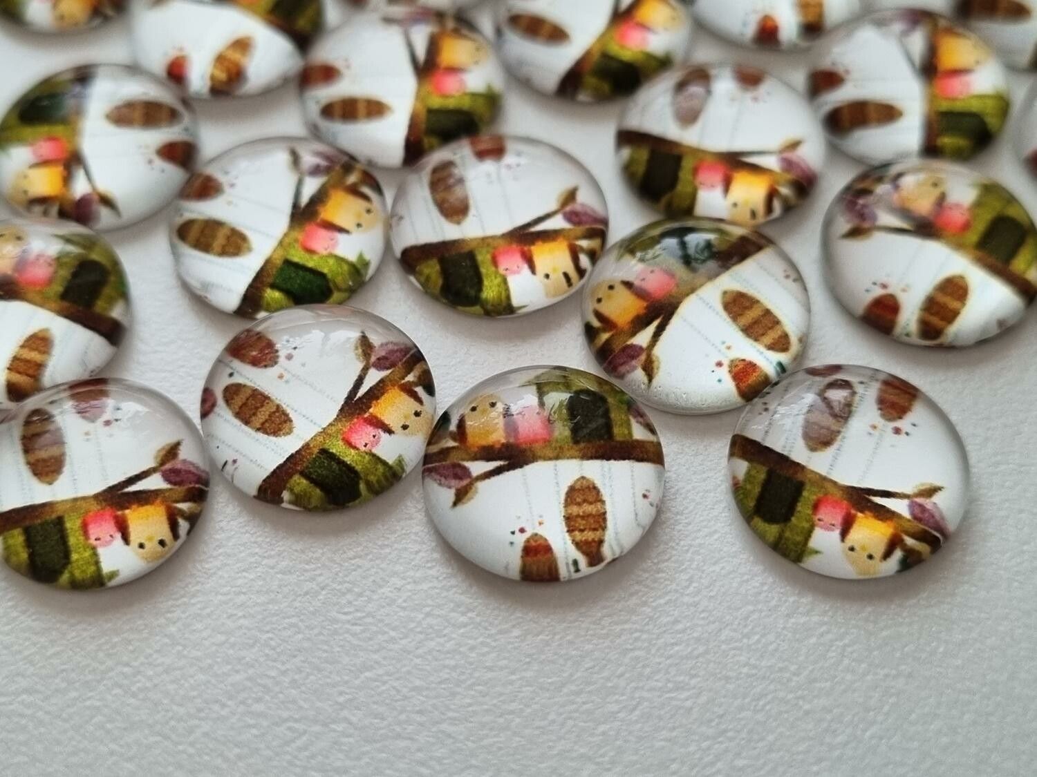 Flatbacks / cabochoner i glas Ugglor. Flatbacks uggla (10 st)