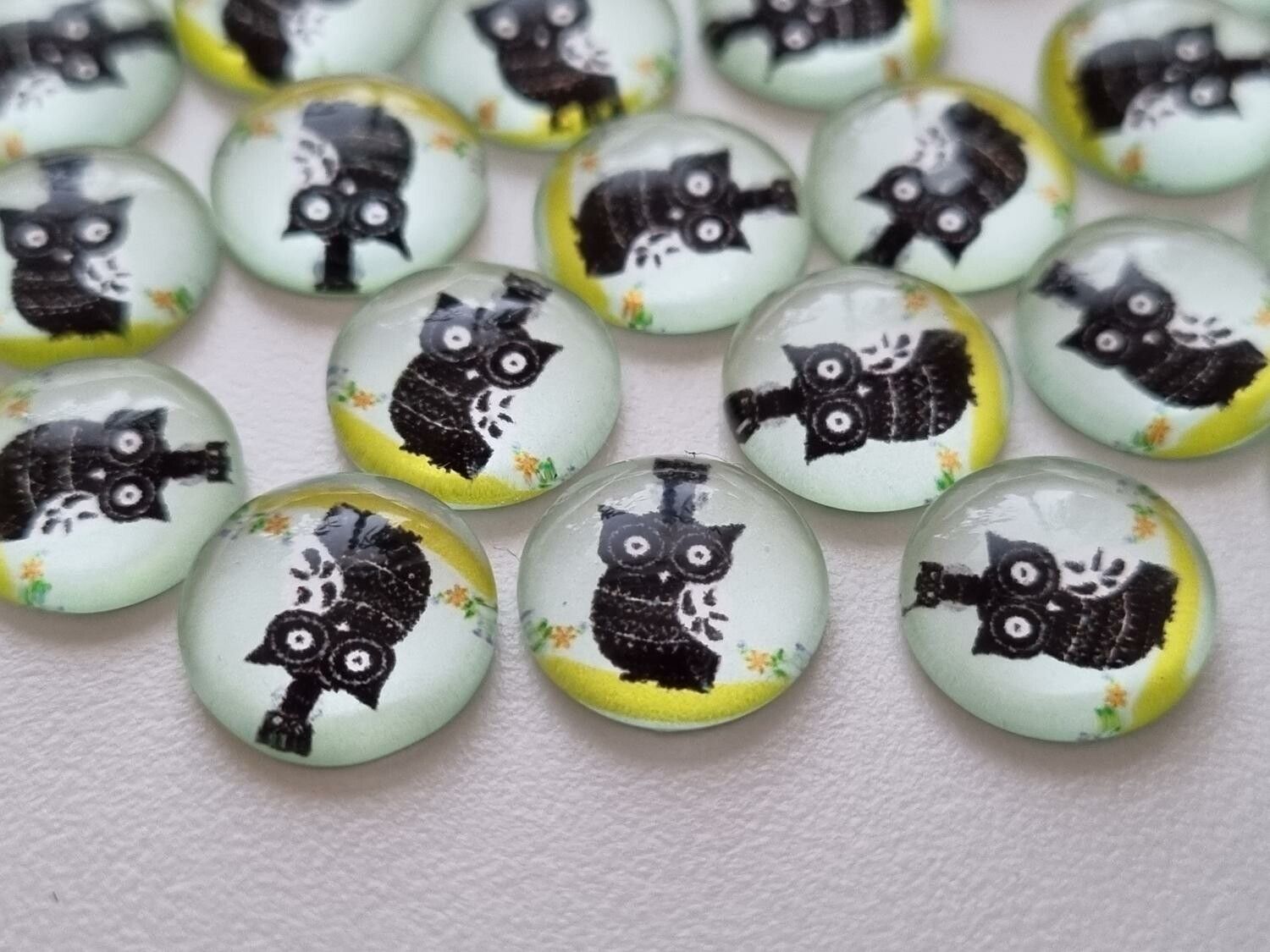 Flatbacks / Cabochon i glas Ugglor. Flatbacks uggla (10 st)