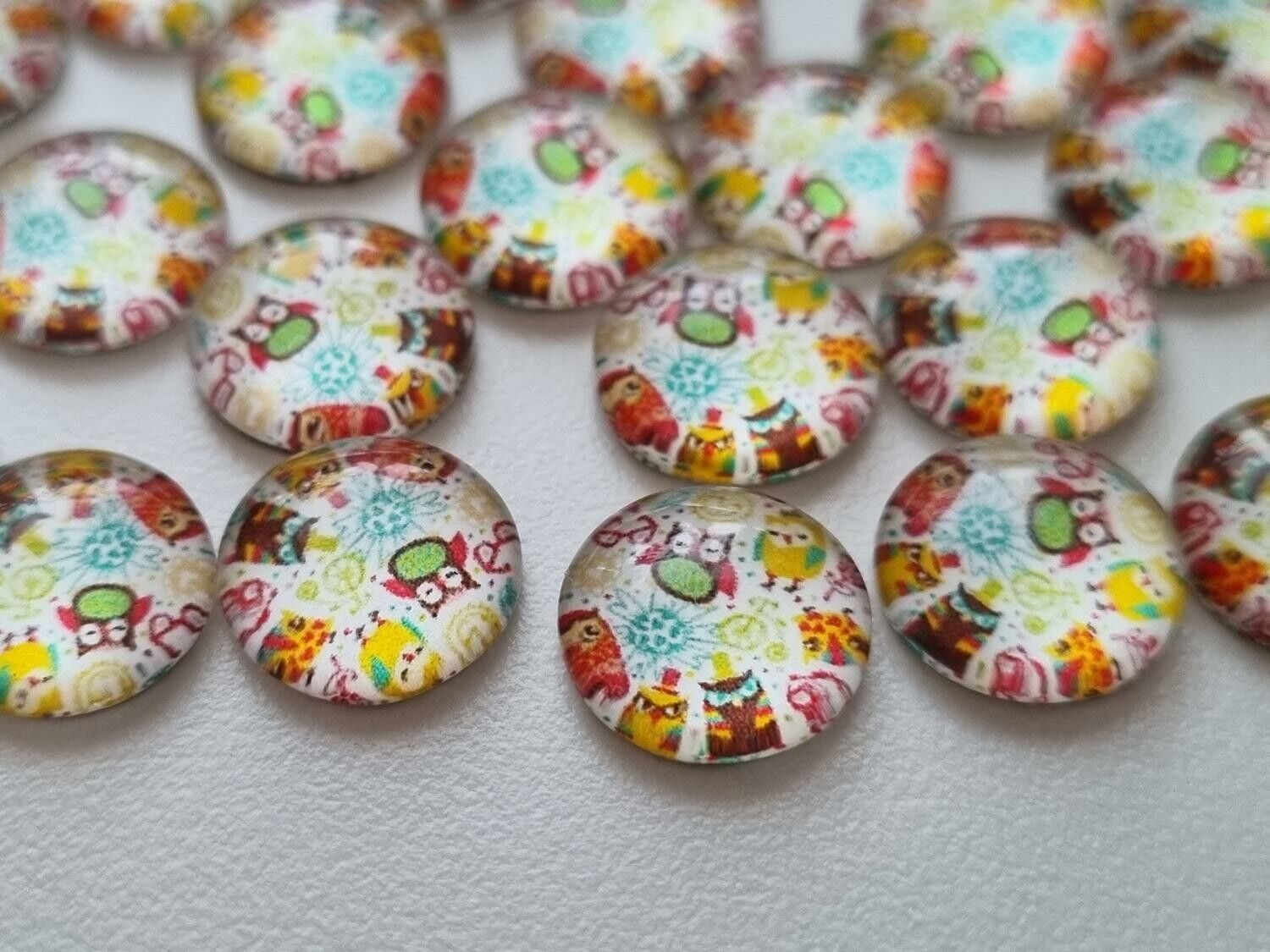 Flatbacks / cabochoner i glas Ugglor. Flatbacks uggla (10 st)
