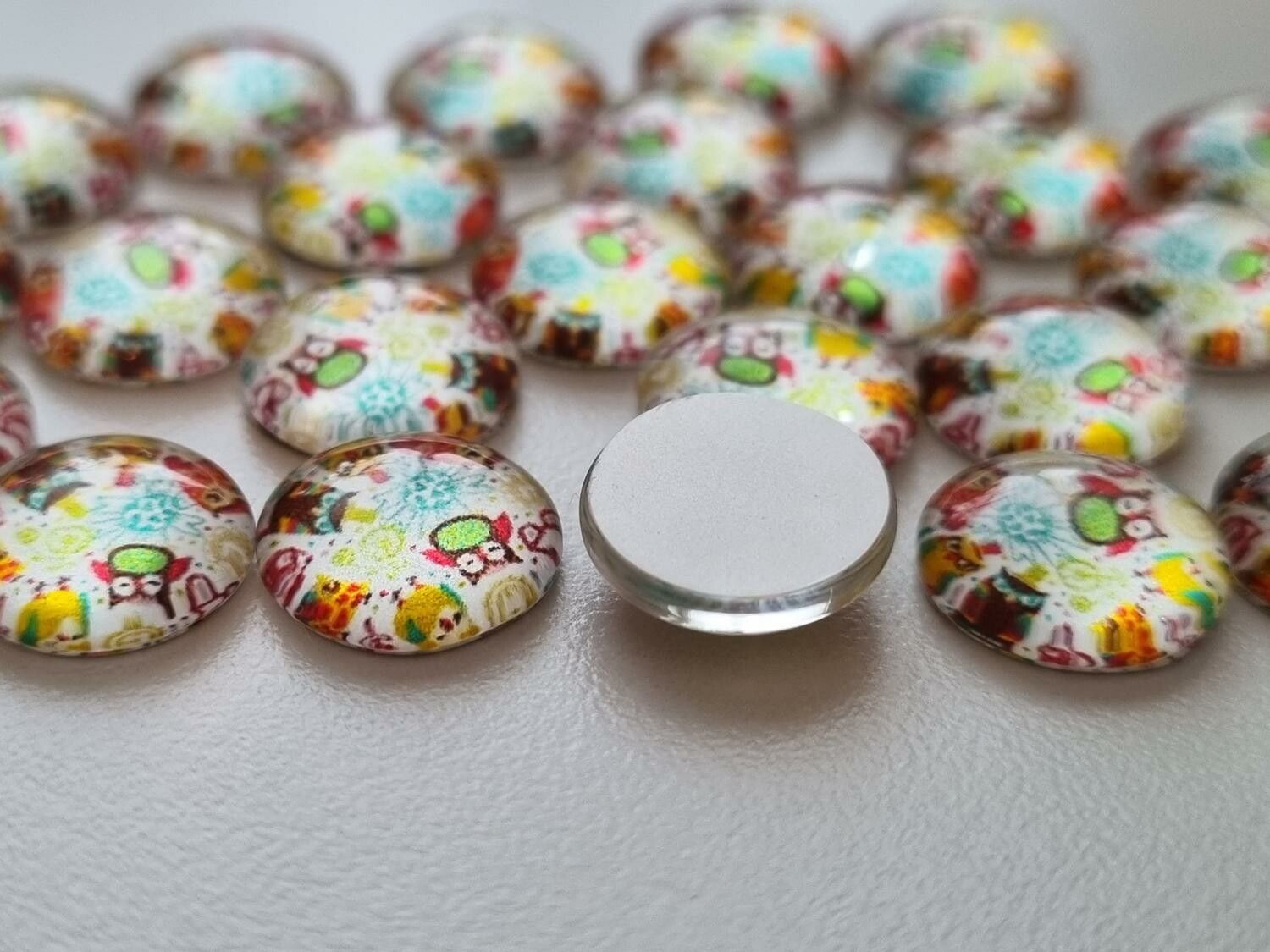 Flatbacks / cabochoner i glas Ugglor. Flatbacks uggla (10 st)