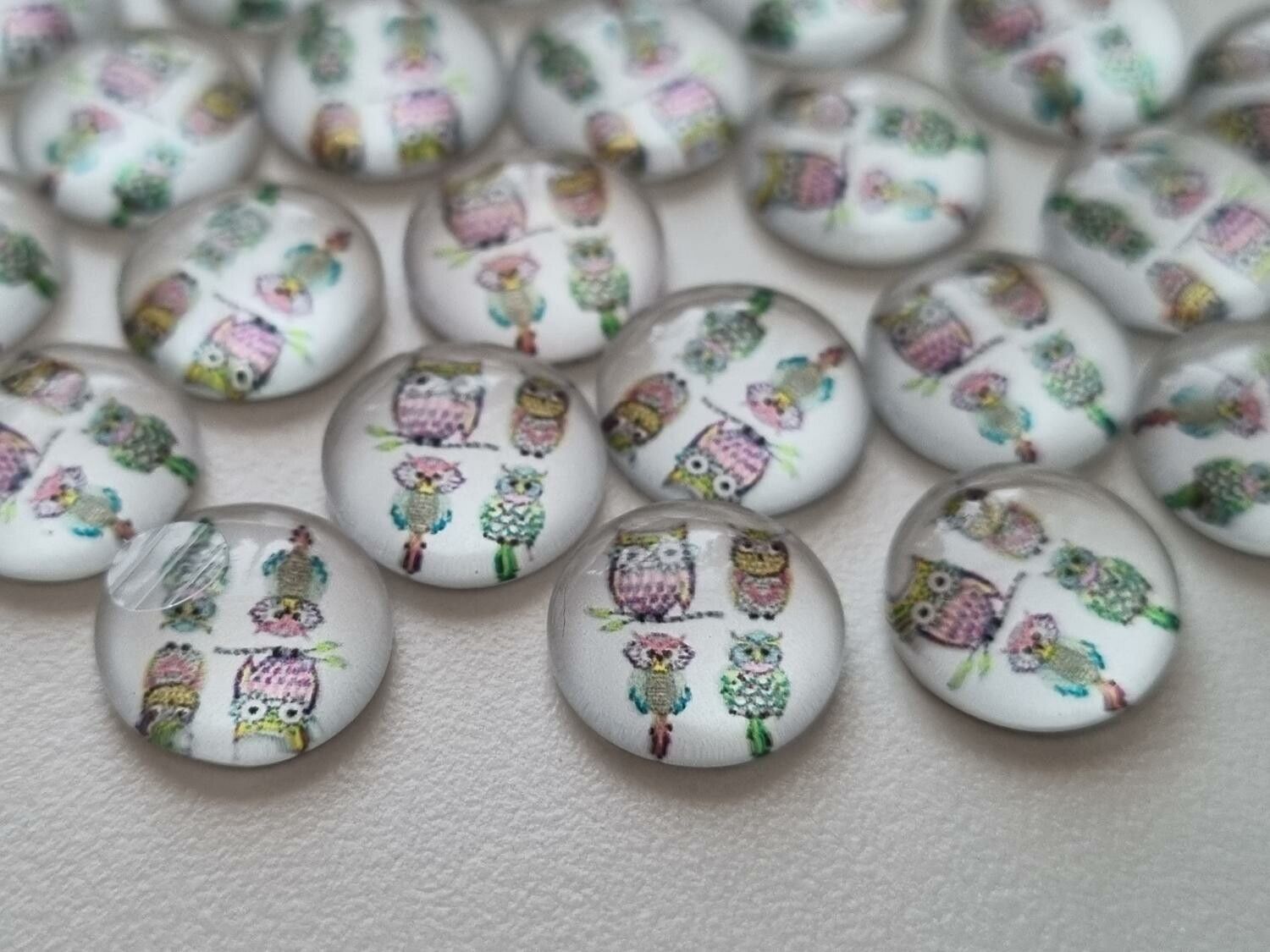 Flatbacks / cabochoner i glas Ugglor. Flatbacks uggla (10 st)
