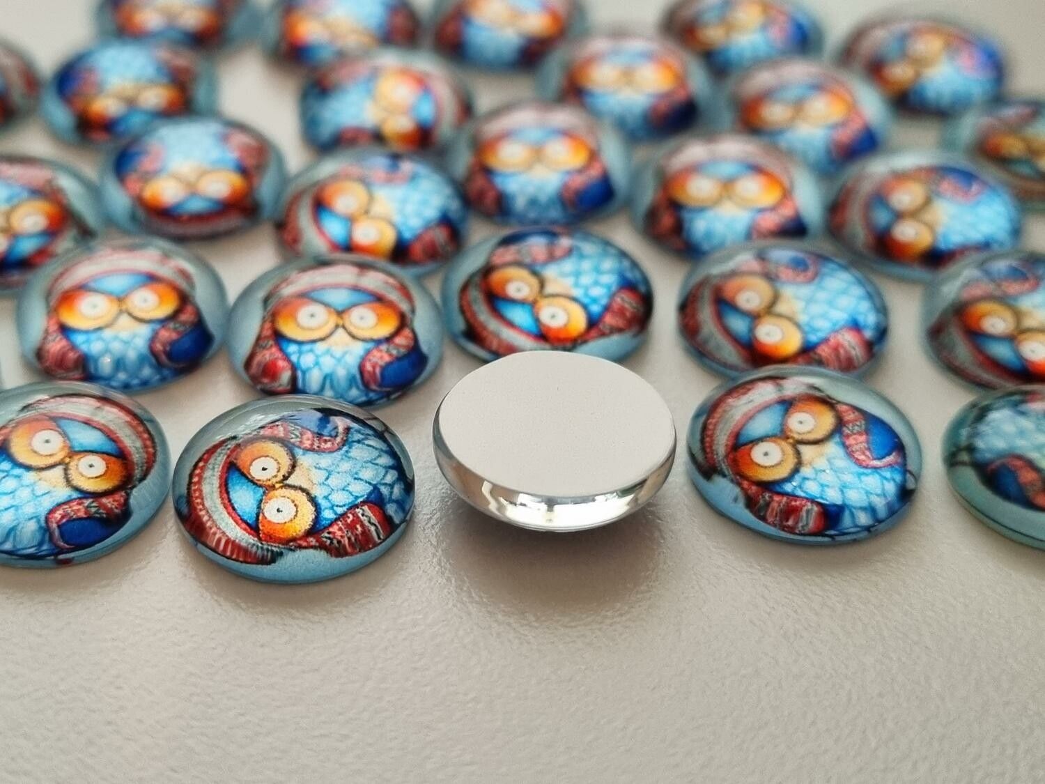 Flatbacks / cabochoner i glas Ugglor. Flatbacks uggla (10 st)