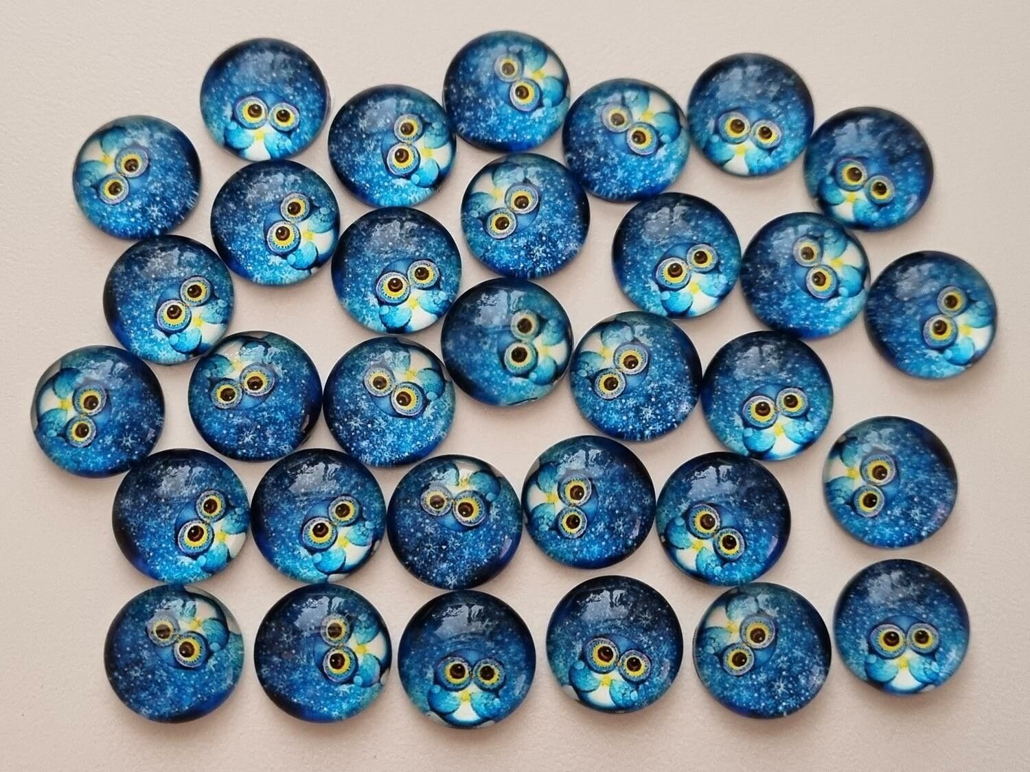 Flatbacks / cabochoner i glas Ugglor. Flatbacks uggla (10 st)