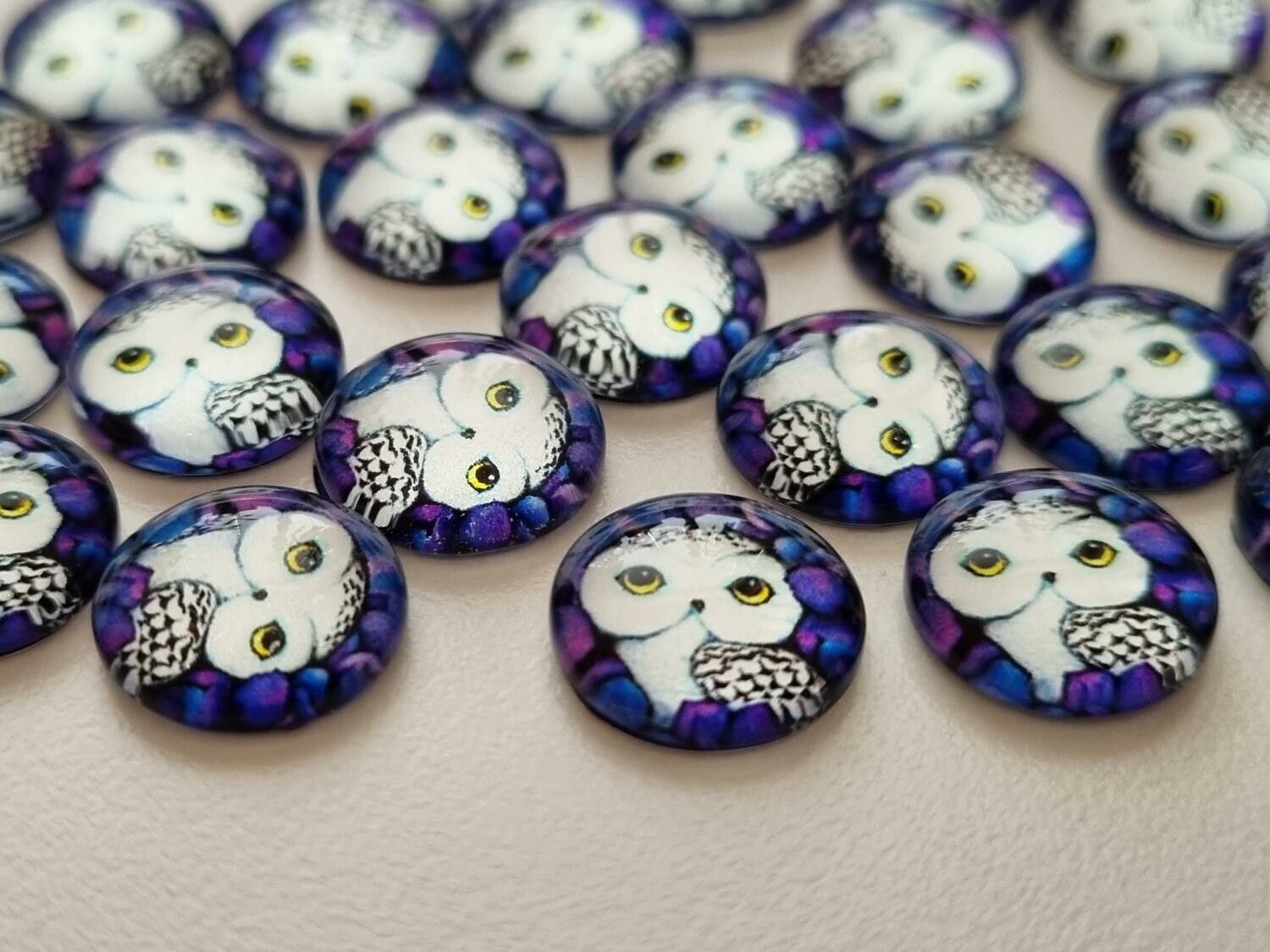 Flatbacks / cabochoner i glas Ugglor. Flatbacks uggla (10 st)