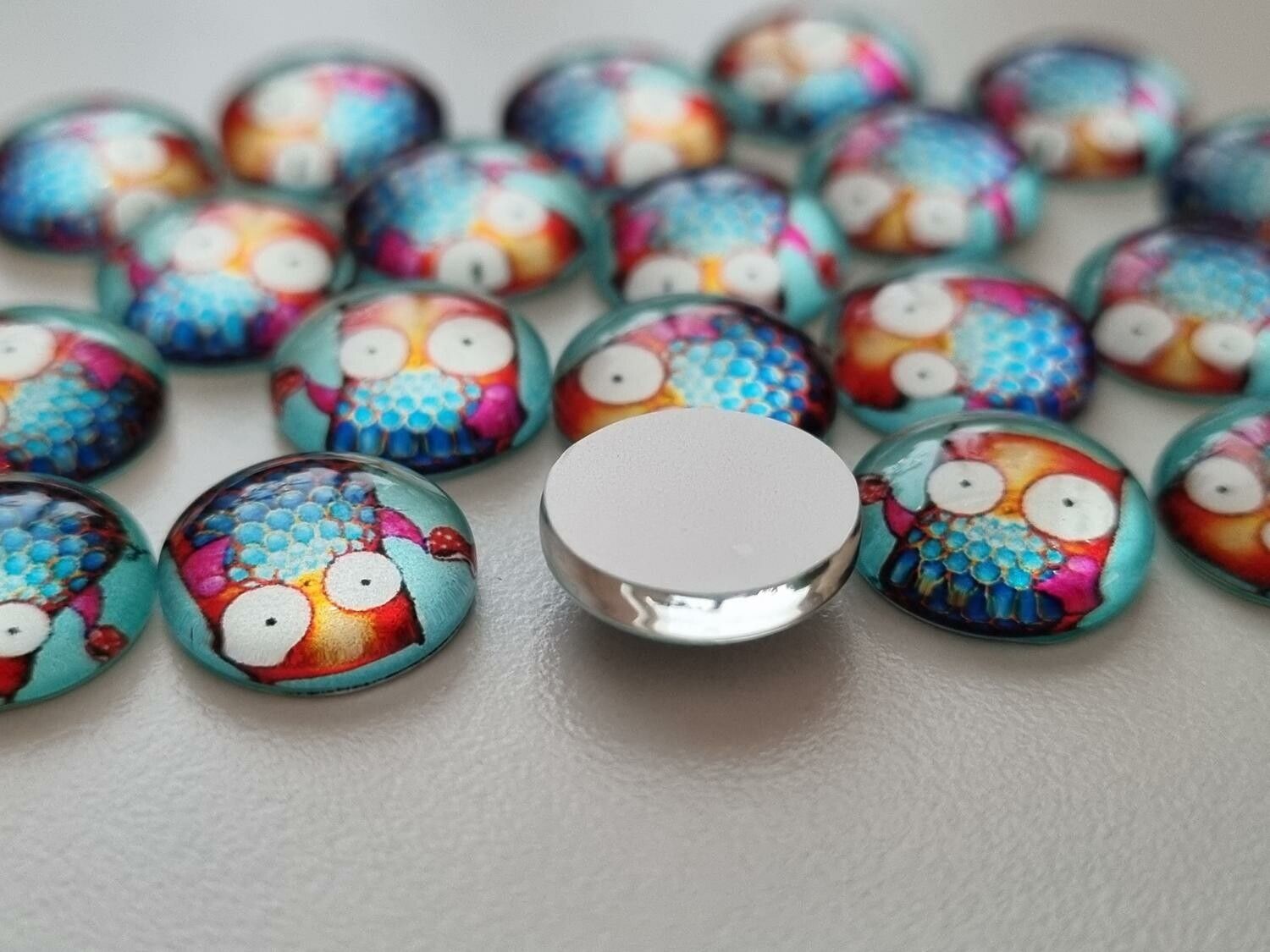 Flatbacks / cabochoner i glas Ugglor. Flatbacks uggla (10 st)