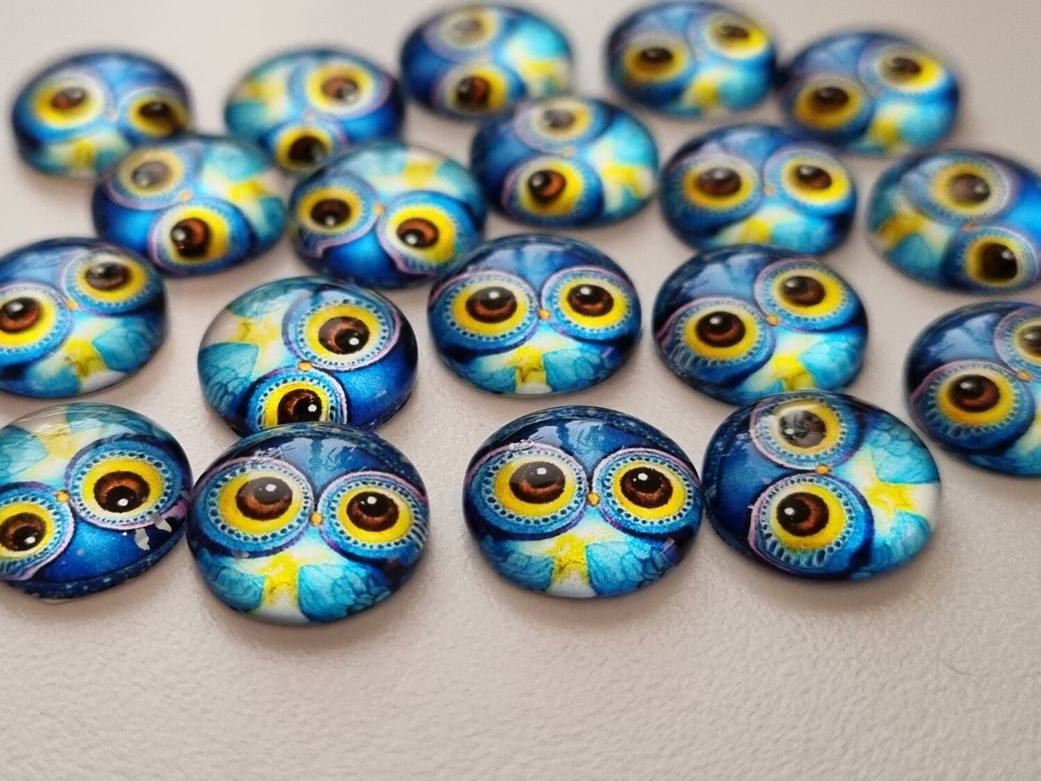 Flatbacks / cabochoner i glas Ugglor. Flatbacks uggla (10 st)