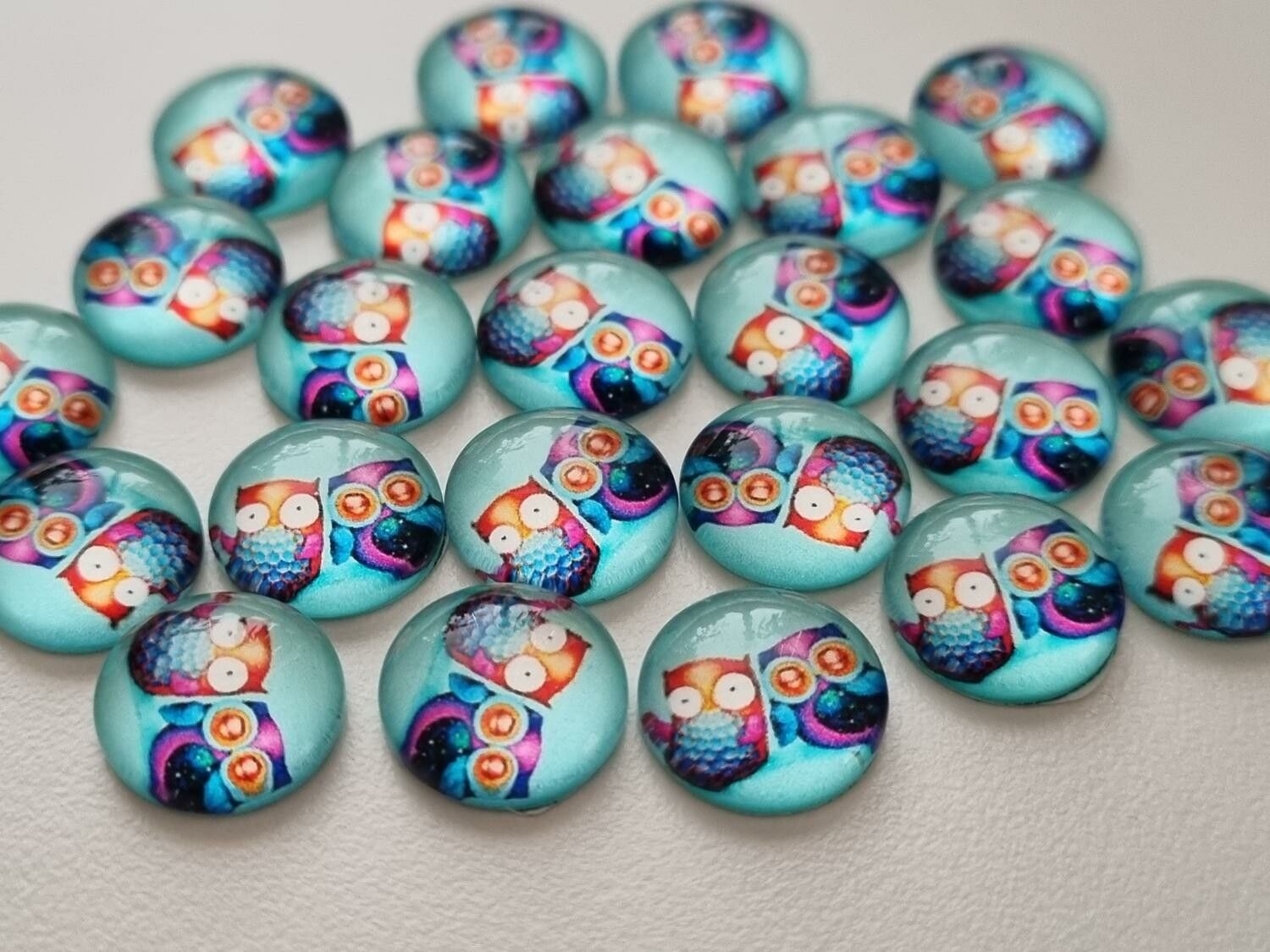 Flatbacks / cabochoner i glas Ugglor. Flatbacks uggla (10 st)