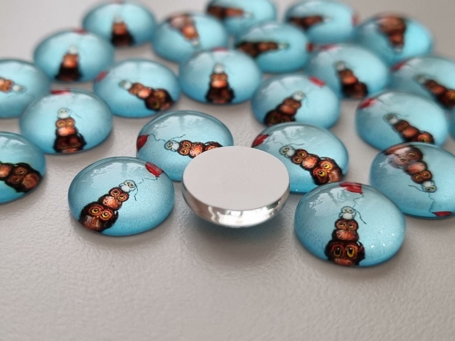 Flatbacks / cabochoner i glas Ugglor. Flatbacks uggla (10 st)