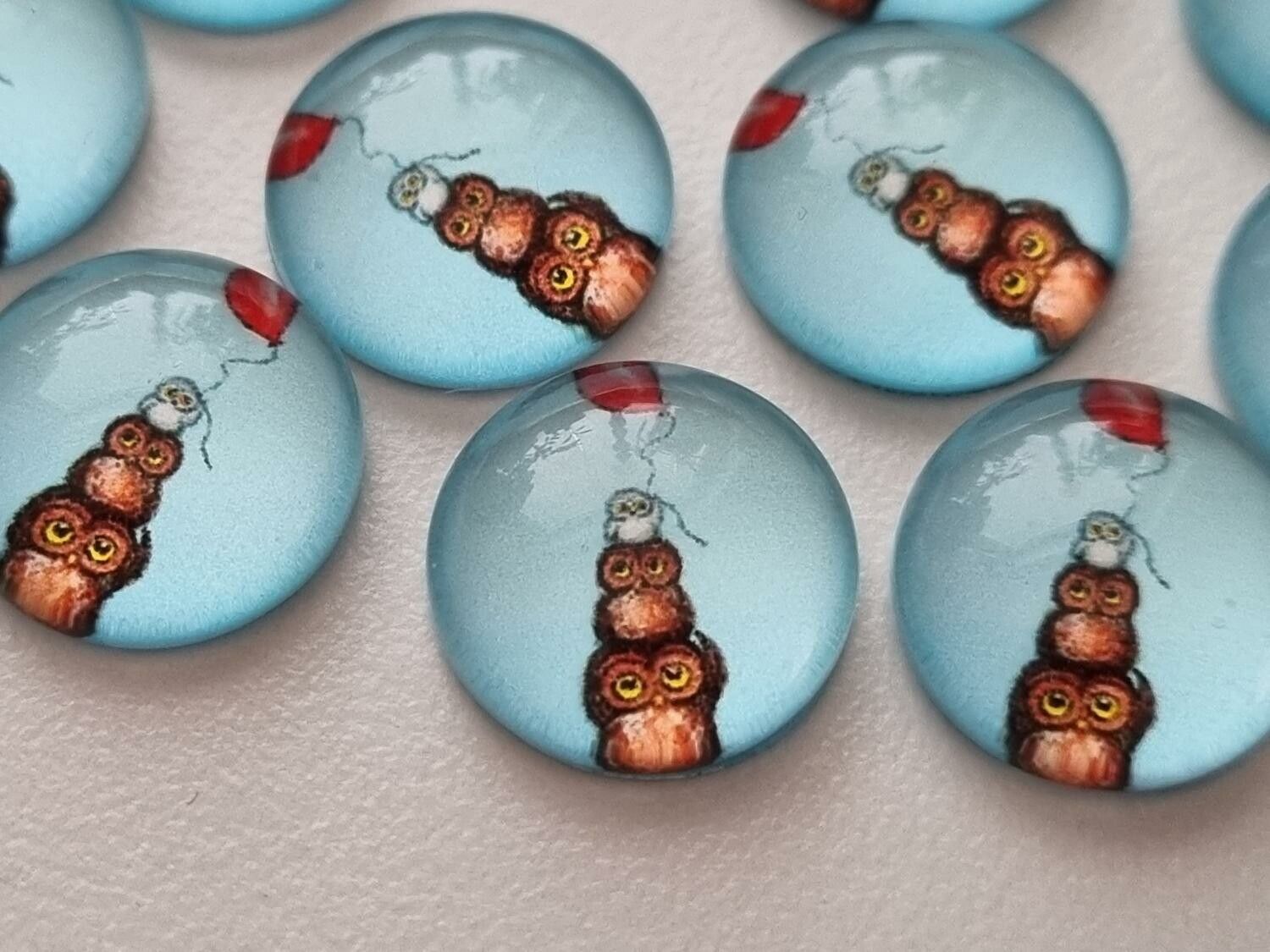 Flatbacks / cabochoner i glas Ugglor. Flatbacks uggla (10 st)