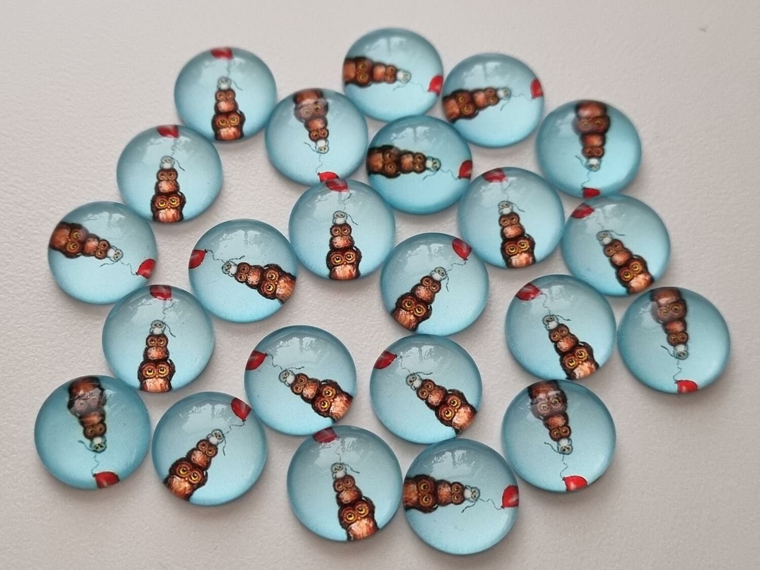 Flatbacks / cabochoner i glas Ugglor. Flatbacks uggla (10 st)
