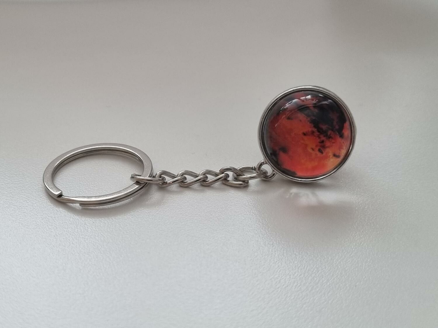 Nyckelring galax planet i rostfritt stål - Röd