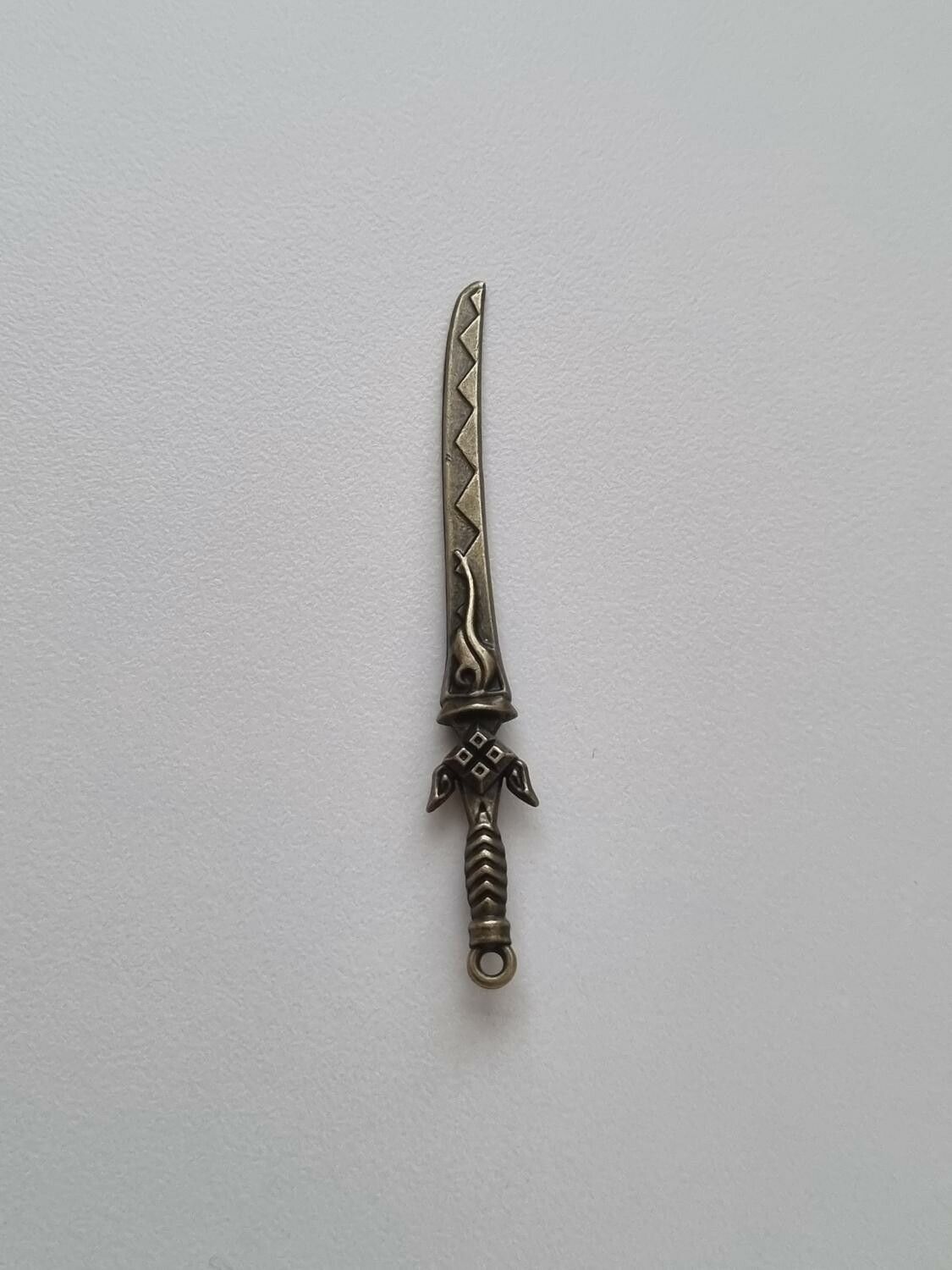 Miniatyr vapen, minivapen till dockskåp dockhus tittskåp
