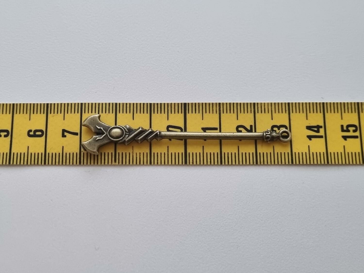 Miniatyr vapen, minivapen till dockskåp dockhus tittskåp
