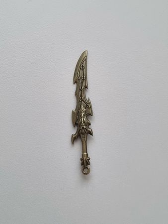 Miniatyr vapen, minivapen till dockskåp dockhus tittskåp