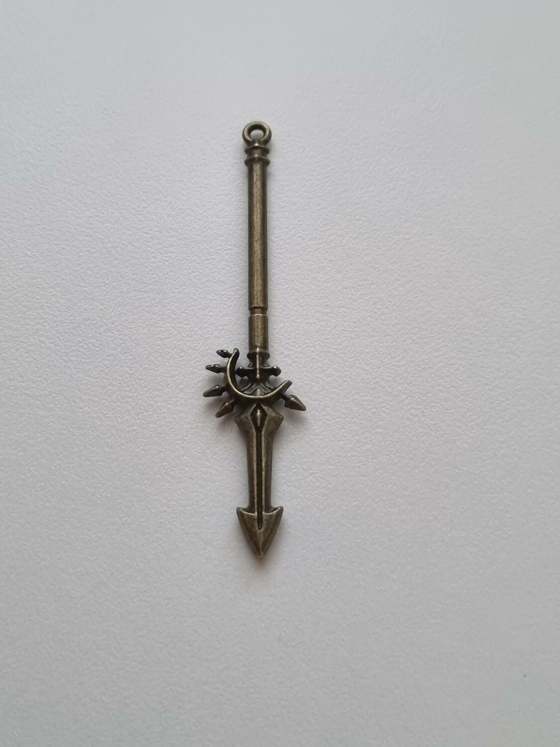 Miniatyr vapen, minivapen till dockskåp dockhus tittskåp